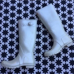 MOVING SALE!! Pearl Tall Hunter Boots